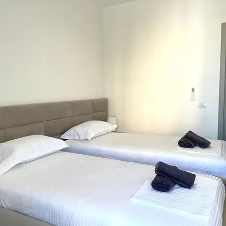 Apartment Diamond Golden 3 Sarande