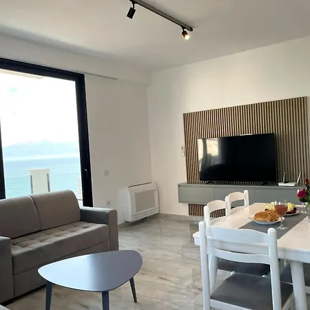 Apartment Diamond Golden 3