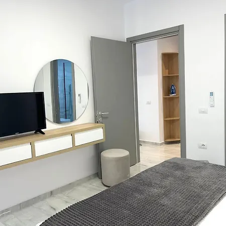 Apartment Diamond Golden 3