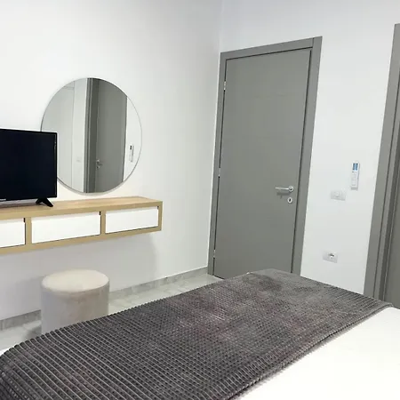 Apartment Diamond Golden 3 Sarande