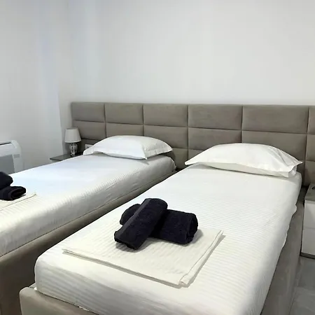 Diamond Golden 3 Apartment Sarande